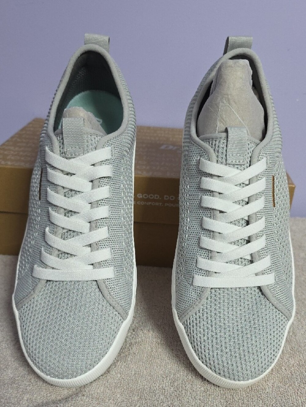Dr. Scholl's Light Grey Knit Casual Sneakers in 9.5M - Picture 3 of 7